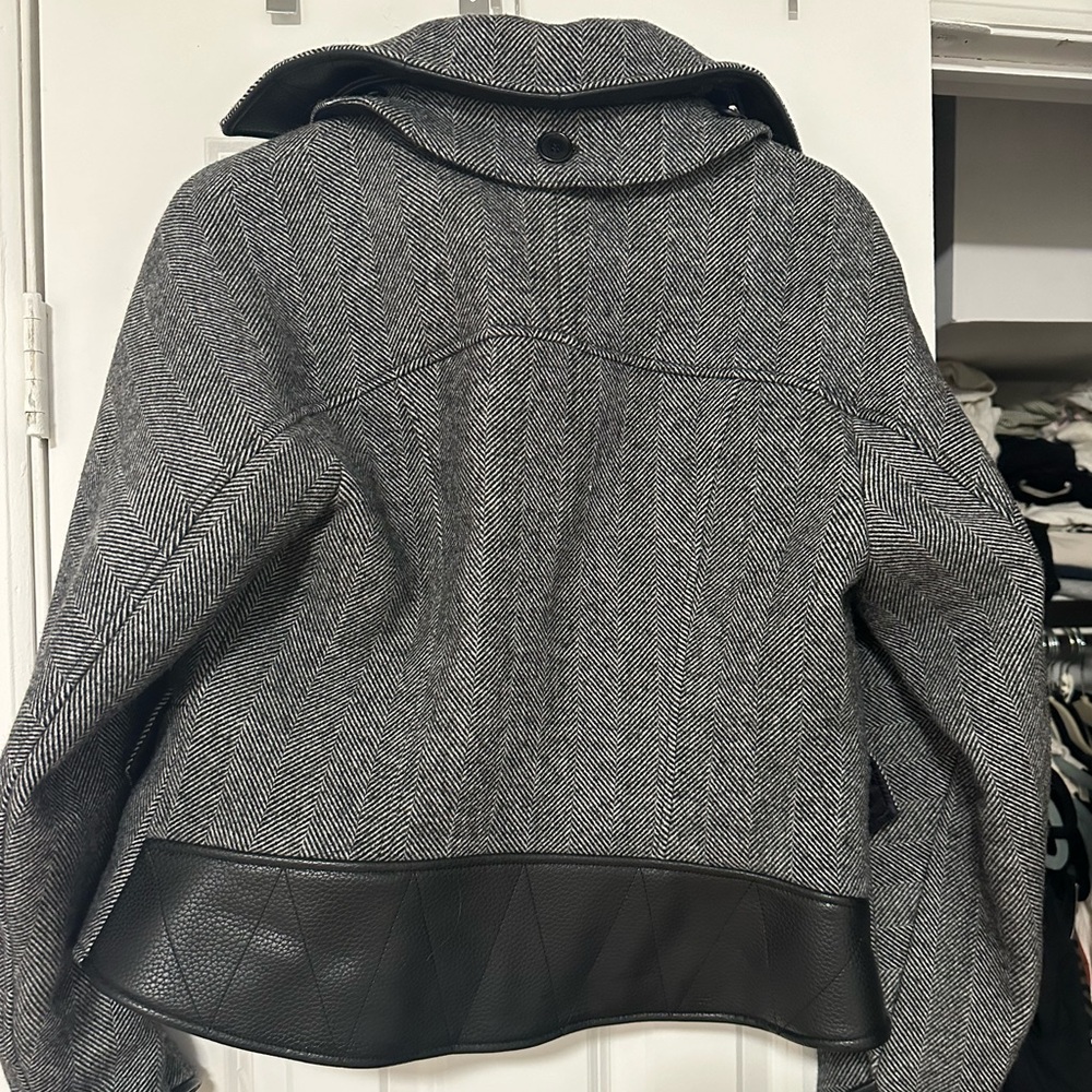 Simkhai Sutton Jacket - Picture 3 of 7